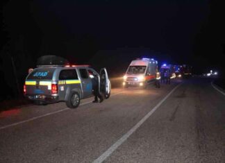 Otomobil Kazasında Dere Yatağına Düşen 1 Kişi Öldü, 1 Kişi Yaralandı – Haber news-18112024-072704