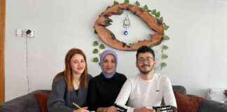 Genetik Kas Hastalığına Sahip Anne, Çocuklarının Eğitimine Destek Oluyor news-20112024-045328