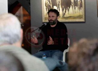 İsmet Özel: Şiir Gündelik Hayata Başkaldırıdır – Analiz ve Yorum news-29112024-235548