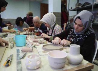 Geleneksel Sanatlarla Geçmişin İzleri Yeniden Hayat Buluyor news-02122024-095306