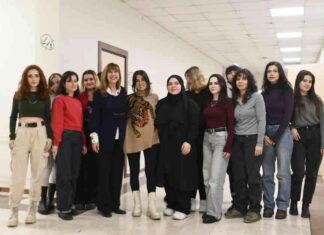 Sakarya Üniversitesi Ses ve İmge Sanat Çalıştayı Özetlenebilir. sakarya-niversitesi-ses-ve-imge-sanat-altay-zetlenebilir