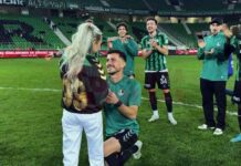 Maç Sonu Romantik Evlilik Teklifi ma-sonu-romantik-evlilik-teklifi