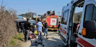 Sakarya’da Otomobil ile Ticari Araç Çarpıştı: 10 Yaralı sakaryada-otomobil-ile-ticari-ara-arpt-10-yaral