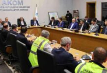 Alemdar, ilçe belediye başkanlarıyla toplantı yaptı. alemdar-ile-belediye-bakanlaryla-toplant-yapt