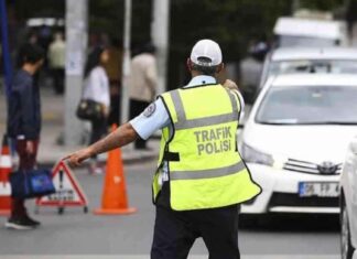Akrobatik Hareketler Trafik Güvenliğini Tehlikeye Attı mı? akrobatik-hareketler-trafik-gvenliini-tehlikeye-att-m